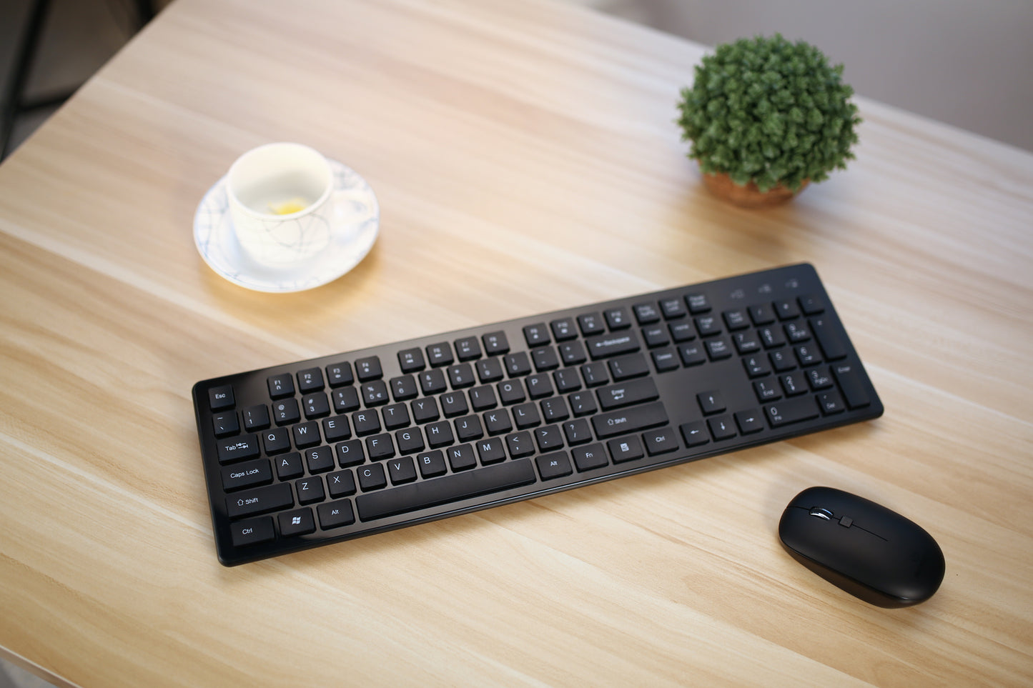 MICROPACK KM236W Wireless Mouse and Keyboard Combo